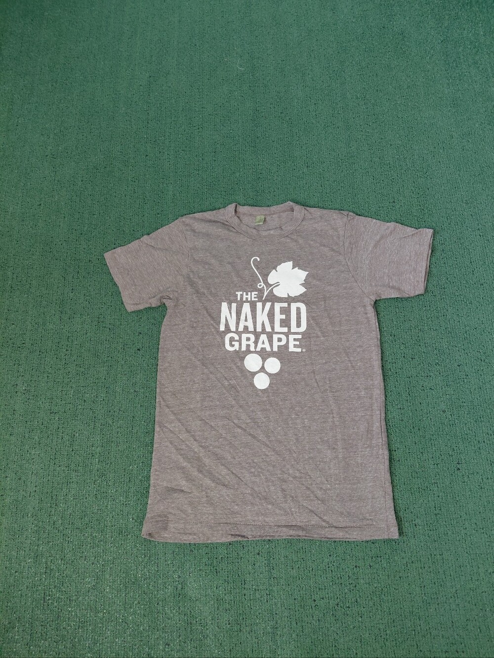 The Naked Grape Wine Brand Logo Heather Brown T Shirt Sz Medium